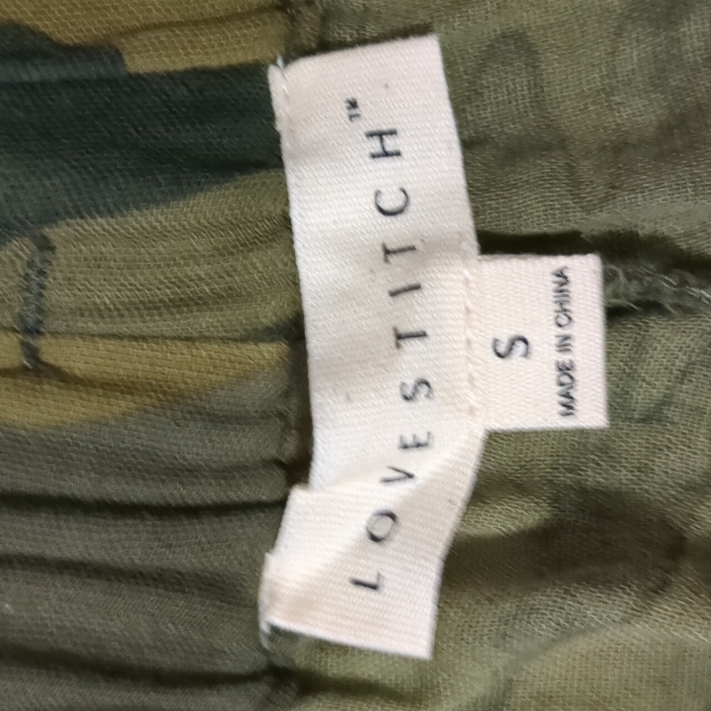 Love stitche Short - Picture 6 of 7